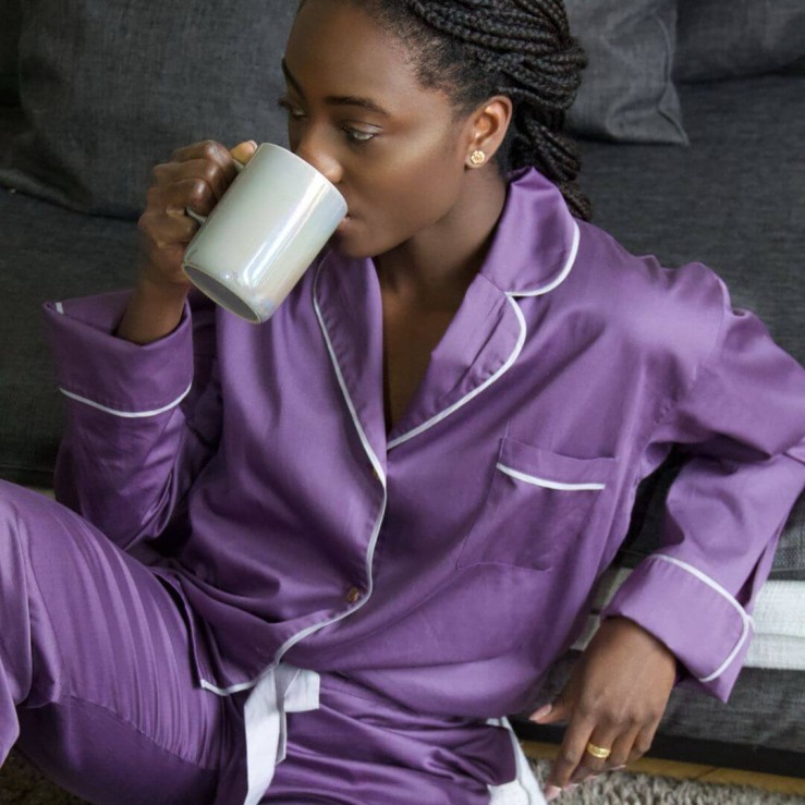 LE DÉLICAT -  Pyjama en satin de coton bio violet pour un confort élégant